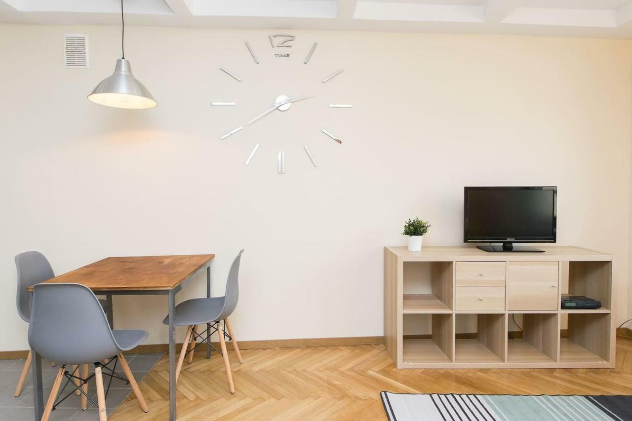 Private Flat In Heart P4you Pl Appartement